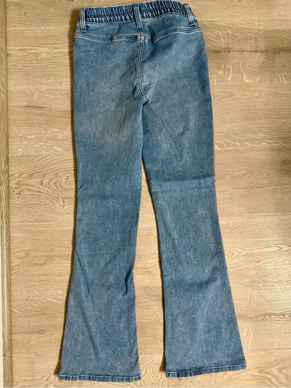 Aerie Flared Jeans - Picture 2 of 3